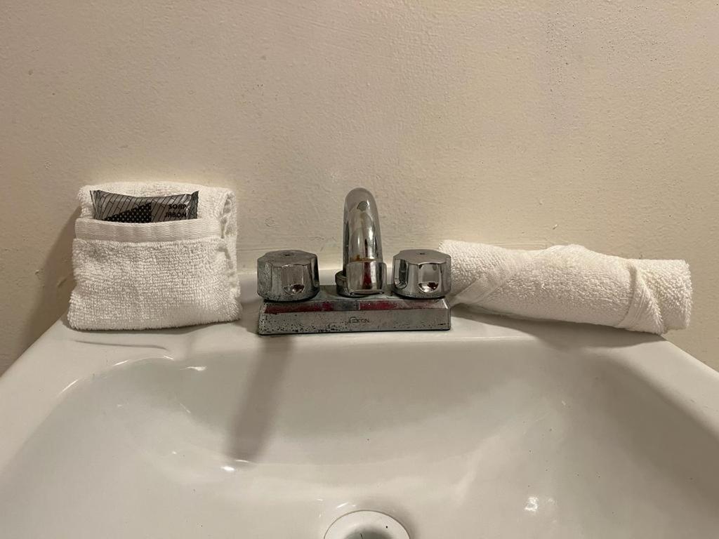 Del Bosque Tj Inn Tijuana Kültér fotó