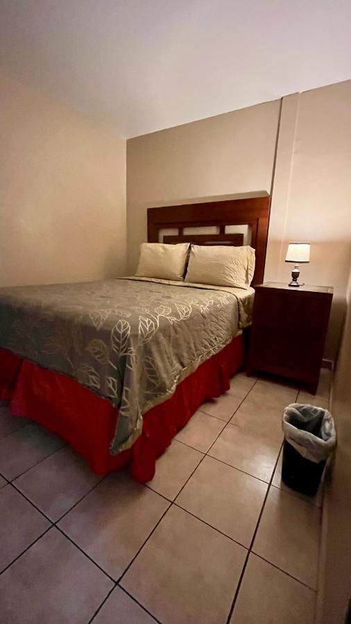 Del Bosque Tj Inn Tijuana Kültér fotó